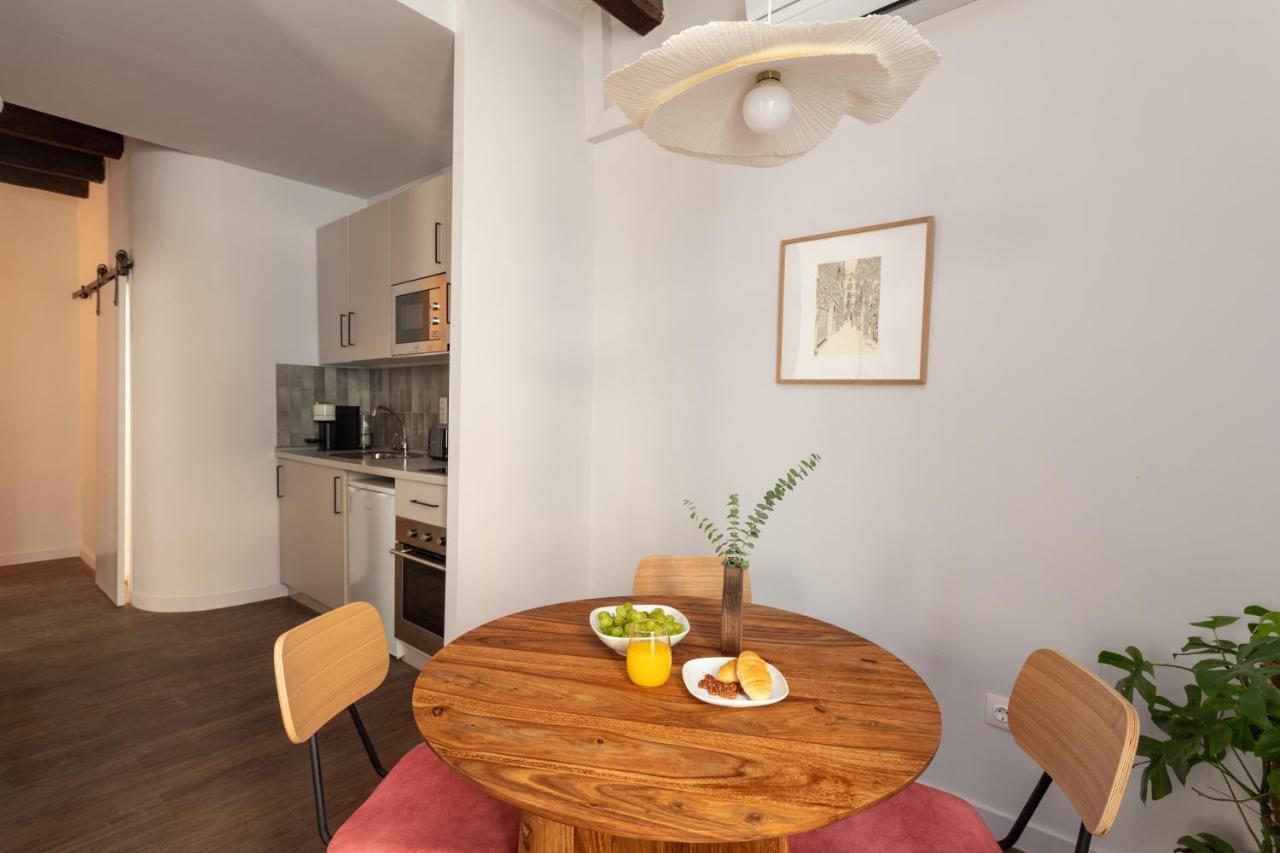 Barcelona Apartments In Born Exterior photo